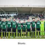 L�Unione Sportiva Bitonto raccoglie l�eredit� storica dell�Unione Sportiva Bitontina, fondata nel 1921, anche se nel �paese dell�olio� la prima squadra di calcio nacque nel 1914 con il nome di Vis Nova. I suoi colori sociali sono il nero e il verde. Milita attualmente nel girone H della serie D e il suo presidente � Francesco Rossiello